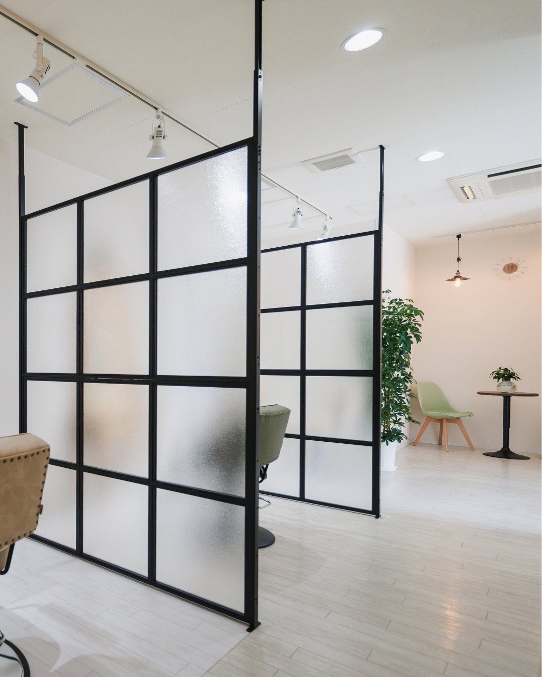 kamiken.neo 店内